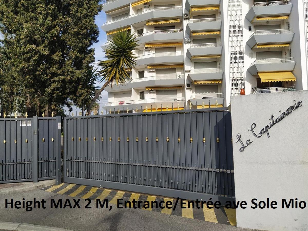Grand Studio neuf face port et plage, parking privé Golfe-Juan Eksteriør billede