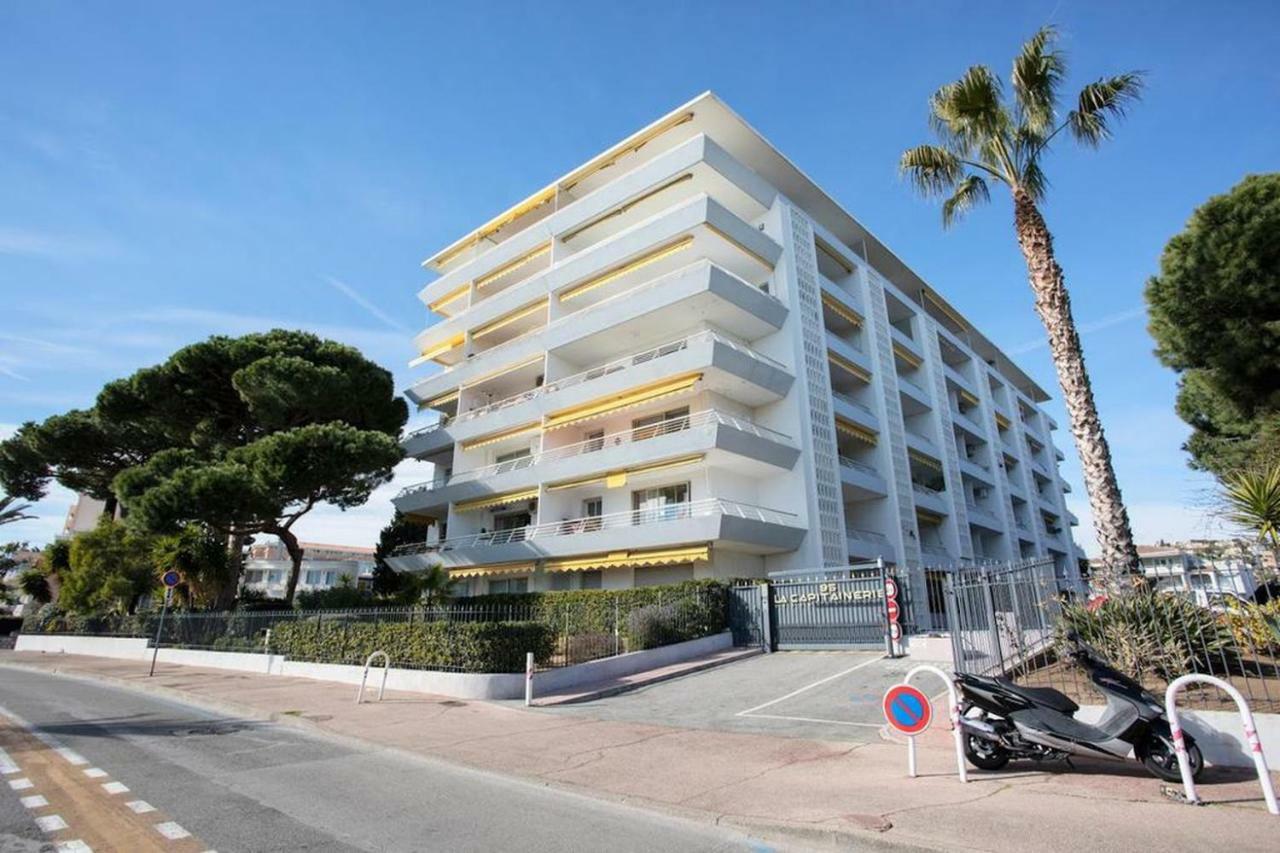 Grand Studio neuf face port et plage, parking privé Golfe-Juan Eksteriør billede